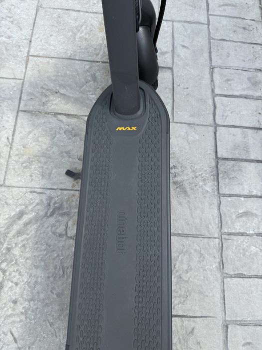 Trotineta Ninebot G2