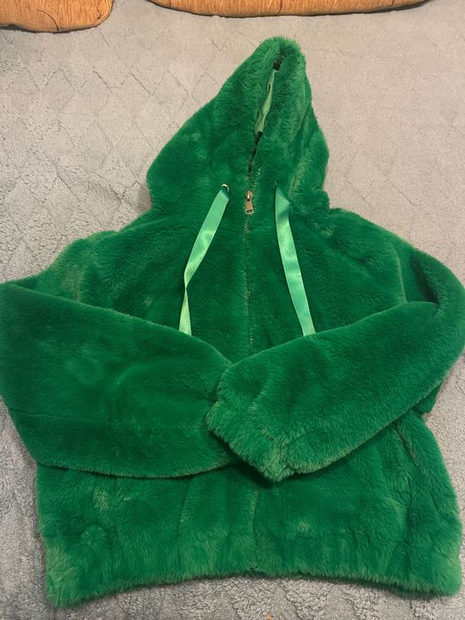 Зелено яке подходящо за пролетта