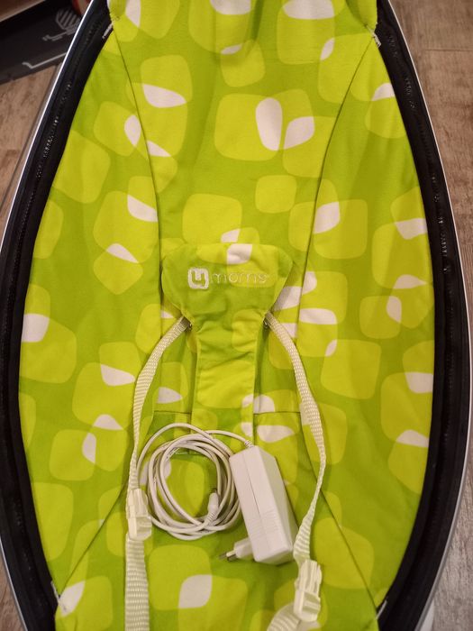 Eлектрическа бебешка люлка 4moms MamaRoo.