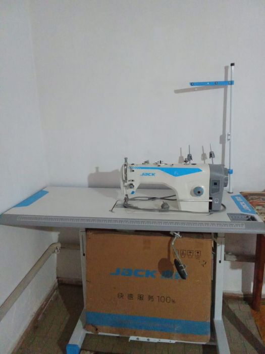 Швейная машина джак ф5