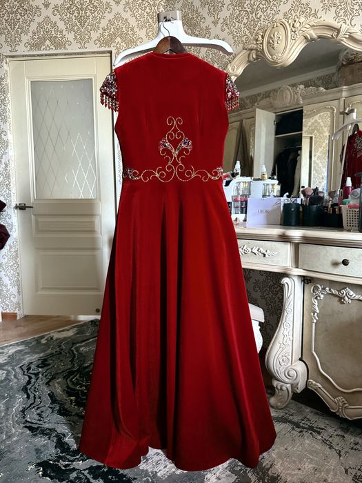 Кажекей камзол сатылады