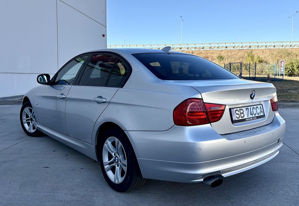 BMW 3 Series 2010 — imagine 4