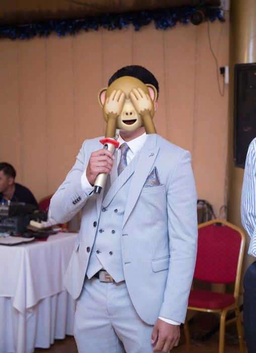 Продам мужской костюм