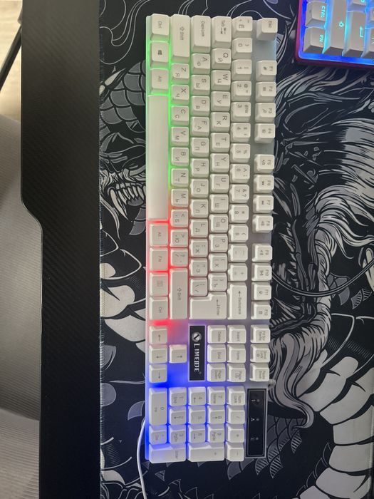 Клавиатура белая продам