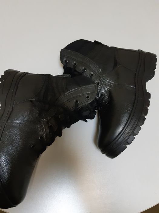 Bocanci/ghete bărbați mărime 42