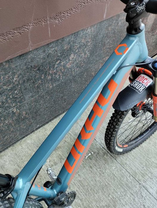 Drag C1 Team като нов.