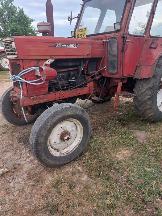 Tractor u 650 de vânzare