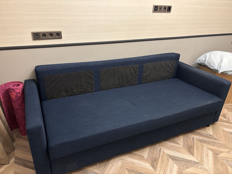 Диван в комнату