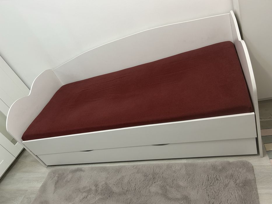 При покупке дивана кровать в подарок!