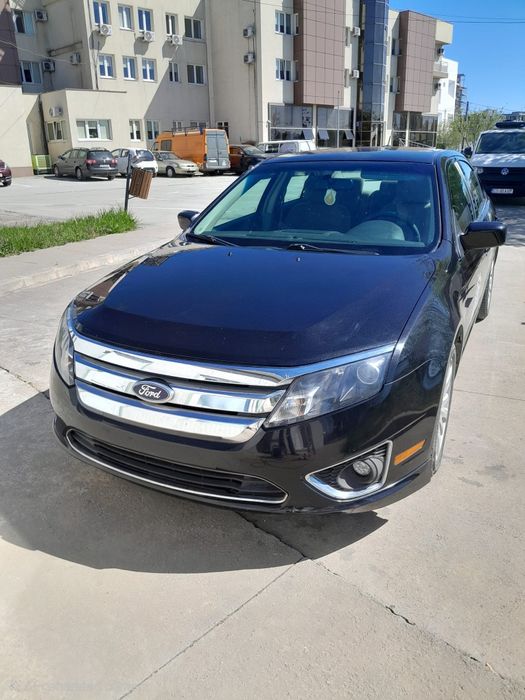 Ford Fusion Hybrid model foarte rar