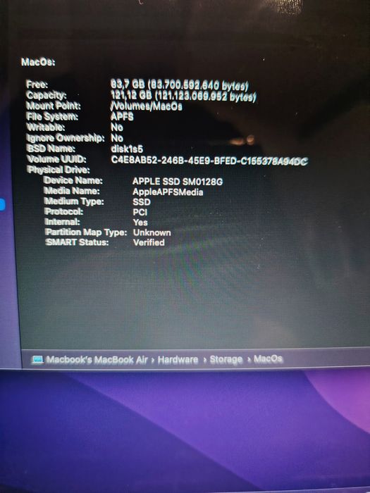 MacBook Air Intel i7 2.2 GHz Dual-Core
Intel UHD Graphics 630 1536 MB