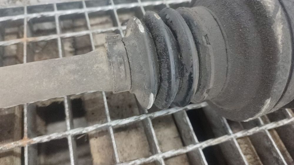 Planetara dreapta spate 3.0 cdi om642 Mercedes-Benz E-Class W211 [fac