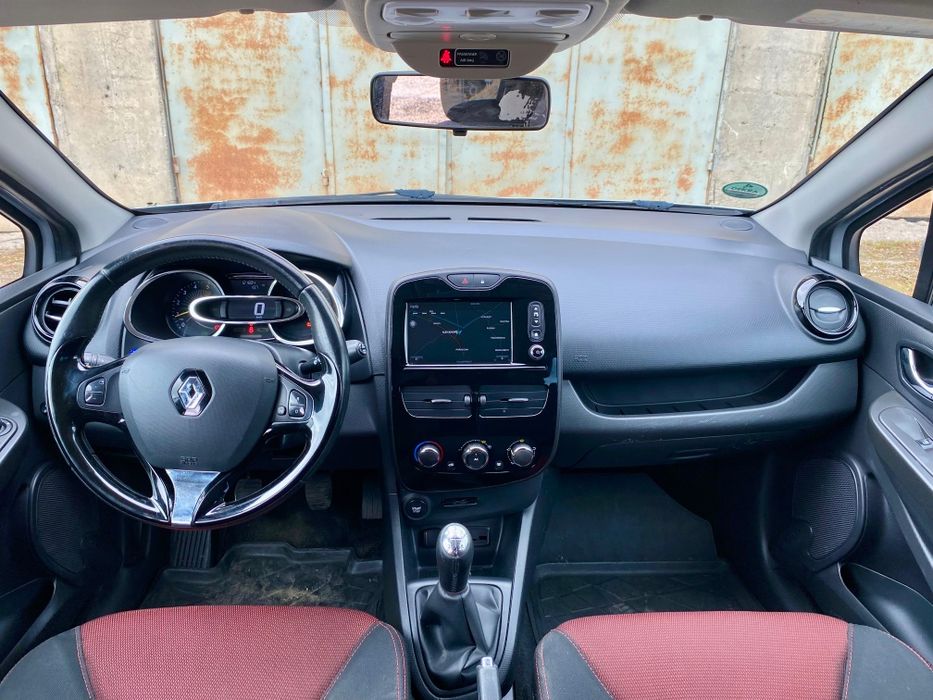 Renault Clio 4 / 1.5 Dci