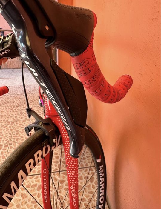 Шосеен велосипед Pinarello Dogma F10