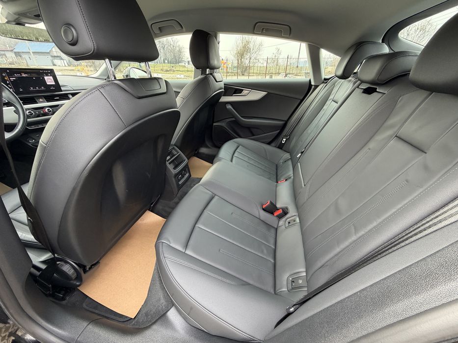 Vind audi a5 2.0 tdi hibrid an 2021 stare impecabila