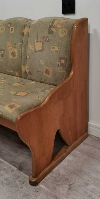 MASA extesibila lemn ; BANCHETA bucatarie .