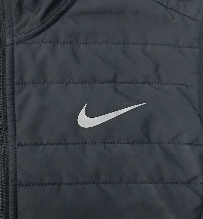 Nike Vest оригинален елек S Найк спорт черна грейка