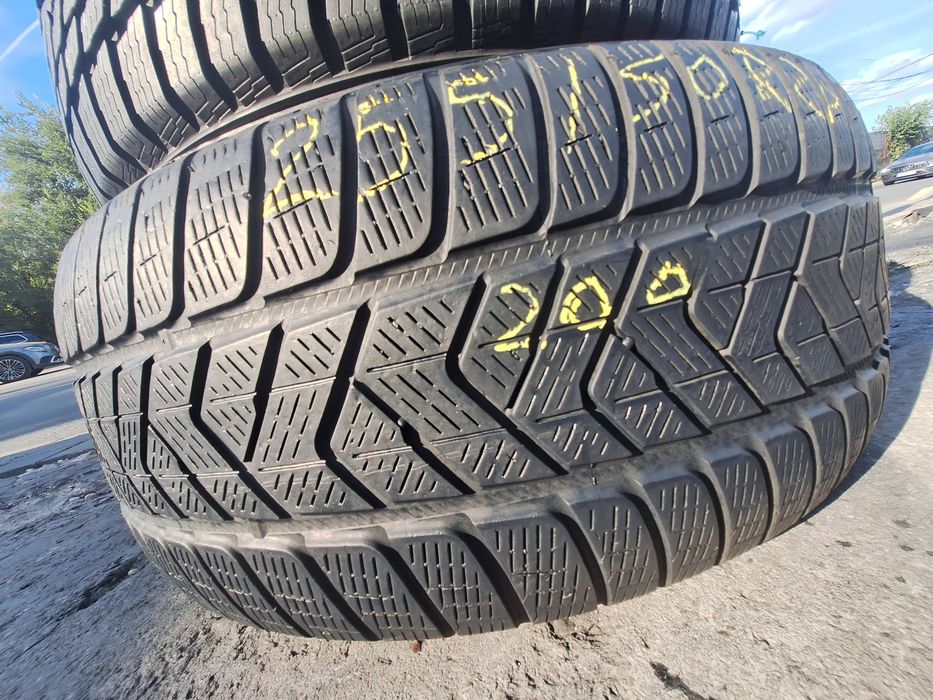 cate 1x singura anv iarna 195/55r16 Nokian 255/50r20 Pirelli Montaj Gratuit