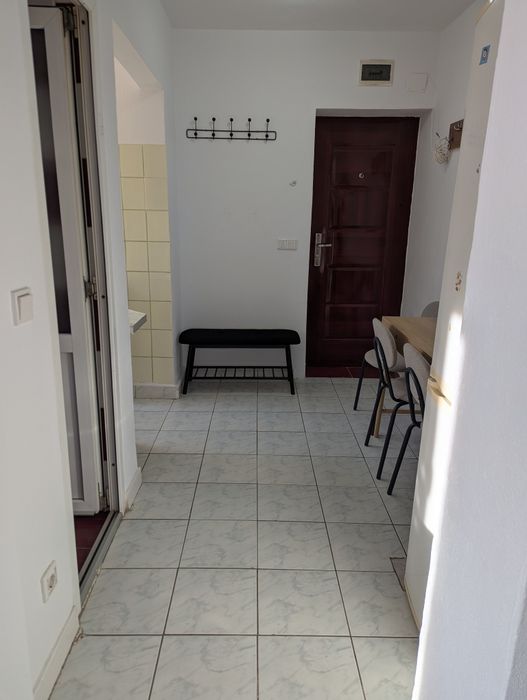 Inchiriez apartament 2 camere pe Aleea Constructorilor