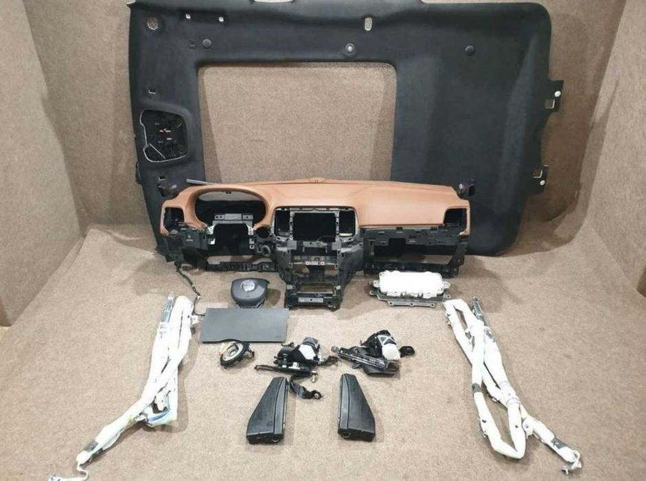 Арматурно табло колани airbag Grand Cherokee WK2 Original