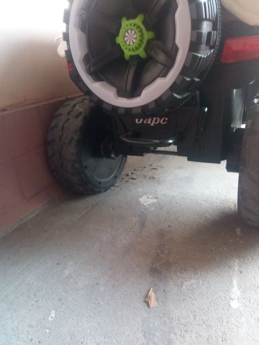 Moshina sotilad 100 kg bemalol kotaradi Qorda uchishga zor moshina