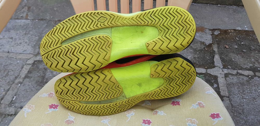 Оригинални маратонки Nike Zoom Cage 2