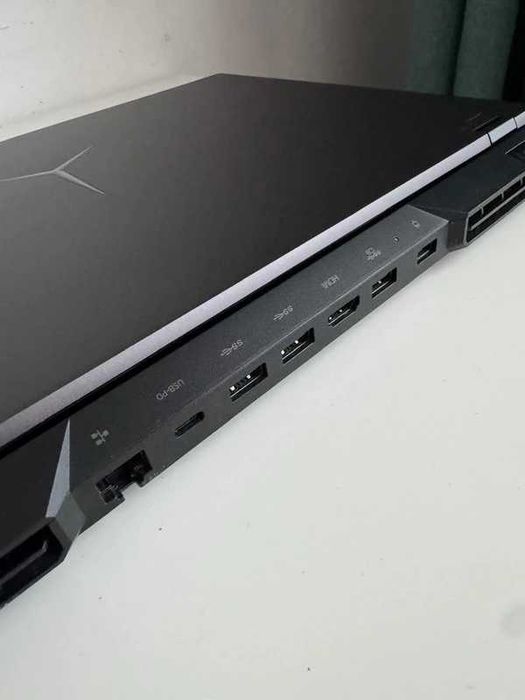 Laptop Gaming  Lenovo Legion 5 - Ryzen 5 5600H / 16GB DDR4 /  RTX 3060 / 16" WQXGA