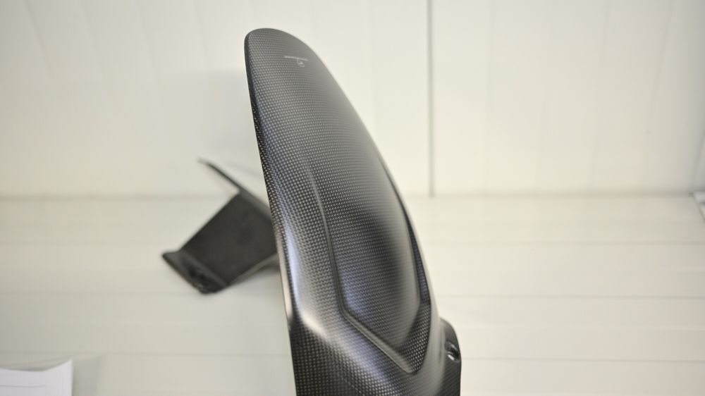Aparatoare Aripa noroi spate din carbon Ducati Performance Panigale