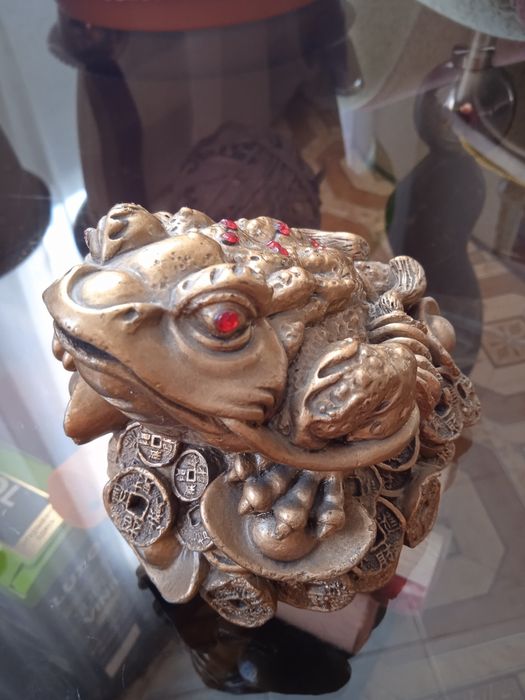 Продам денежную жабу