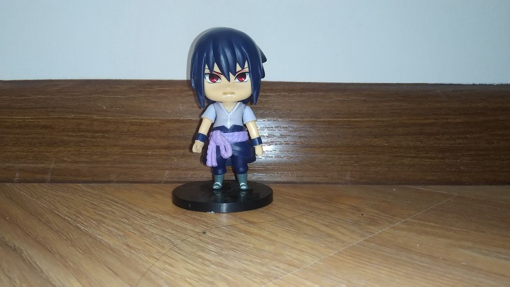 Наруто игрушки 700 тг за одного