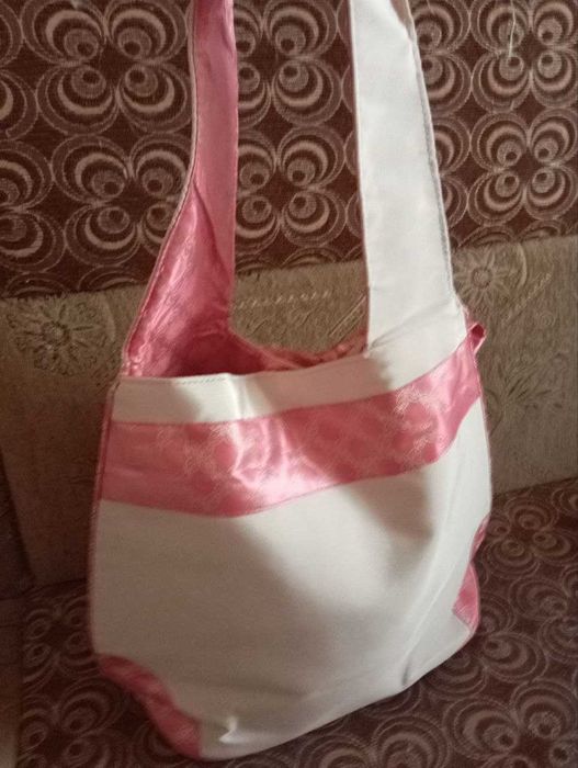 Продается сумка новая