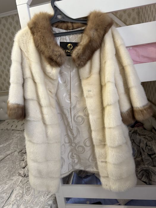 Продам норковую шубу