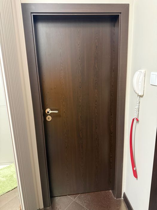 Интериорни врати