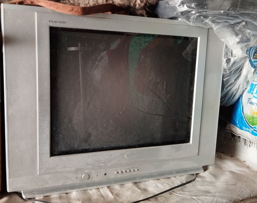 Продам телевизор