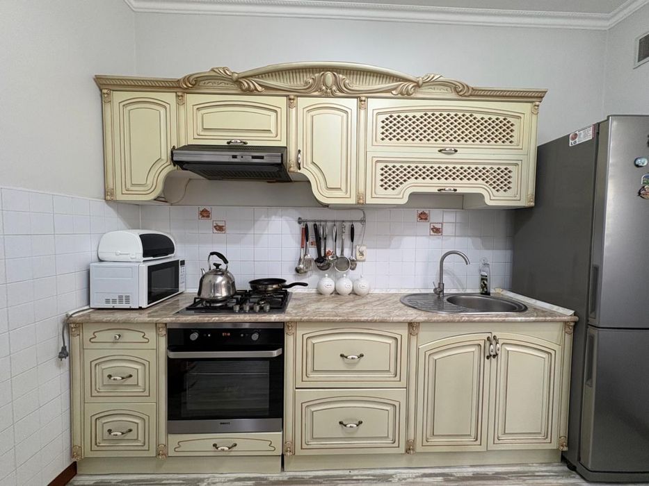 Кухонный гарнитур продам ,в хорошем состоянии