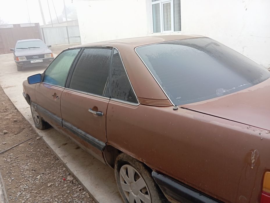 Машина Ауди с3,2,2 Атакет