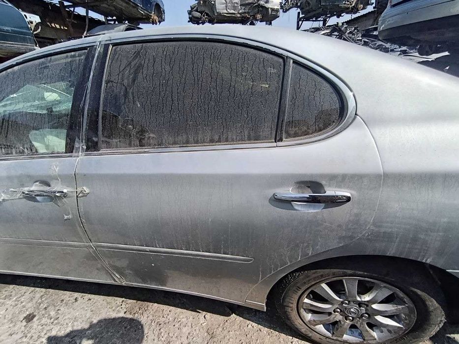 Дверь задняя для Lexus ES300-330