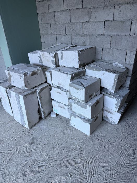 Газоблок б/у 40 см. Самовывоз