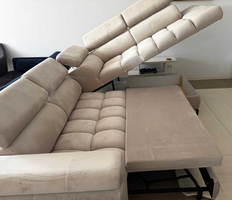 Coltar extensibil si spatiu depozitare din catifea bej - Ferruce II - NOU