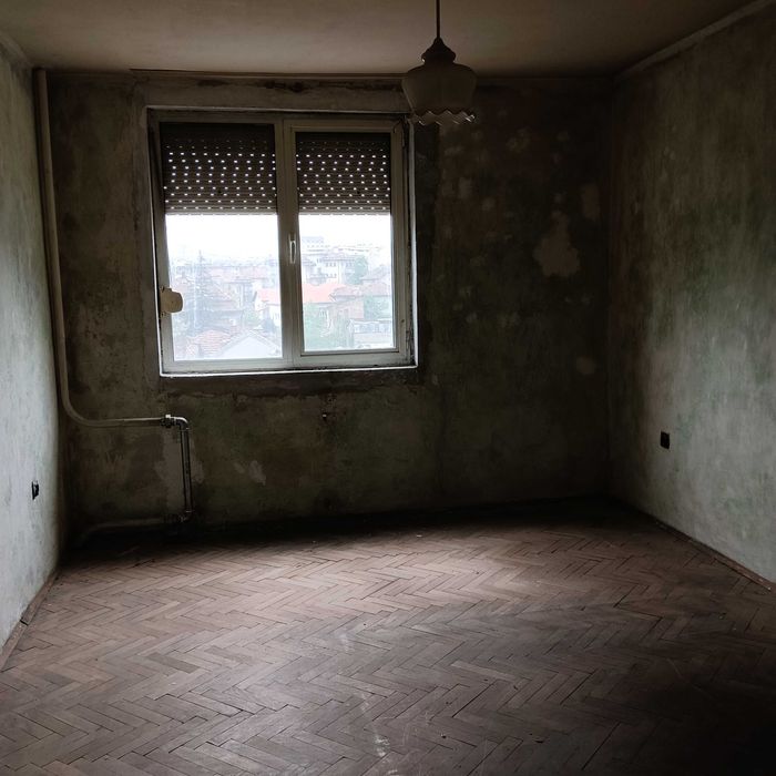 Продава се Тристаен апартамент в Плевен, Индустриална зона - 87 кв.м за 1127 €/кв.м - Снимка #3