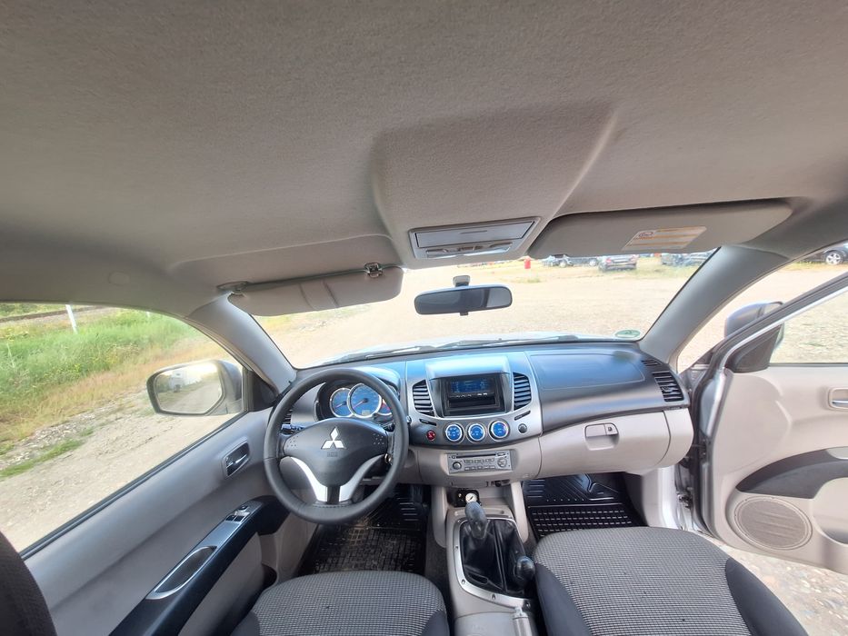Mitsubishi l200 2.5 diesel 4x4 mic mare clima an 2007 bena lunga hartop