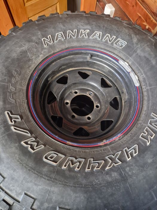 Jante + Cauciucuri 35x12.5R15