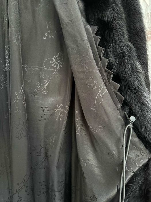 Продаем норковую шубу