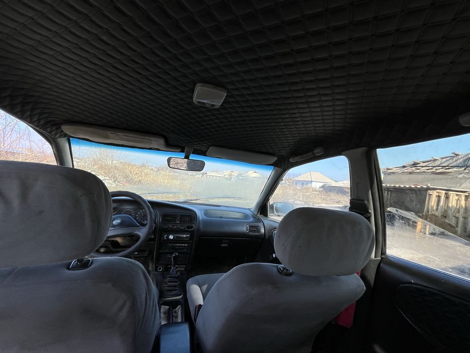 Nissan Primers 1994 обьем двигателя 1,6 в хорошем состояний уневерсал