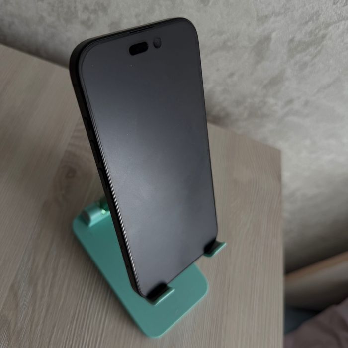 iPhone 15 черный