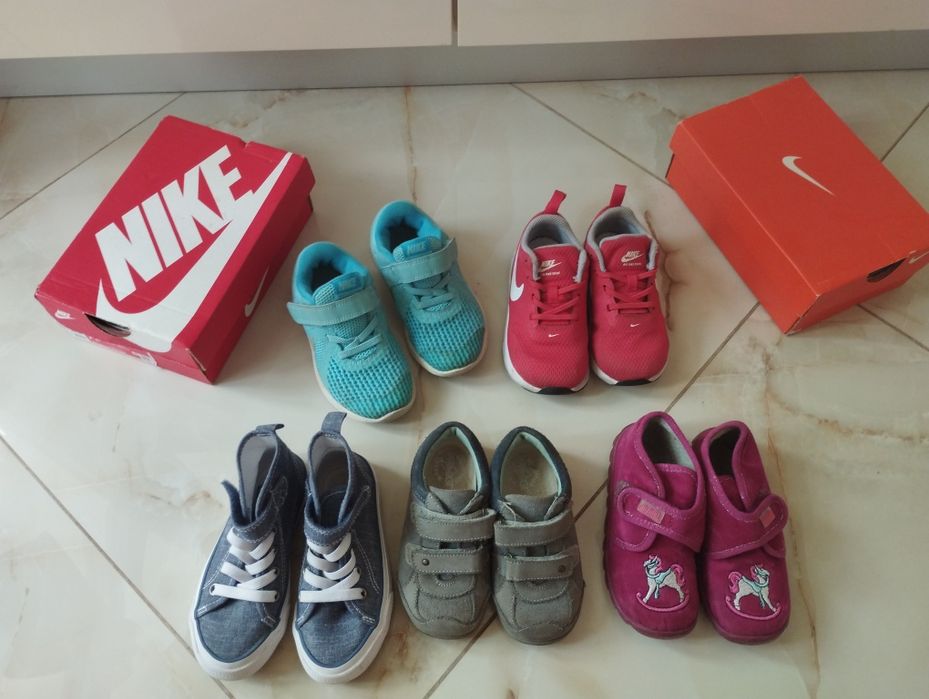 Обувки,маратонки,кецове и пантофи