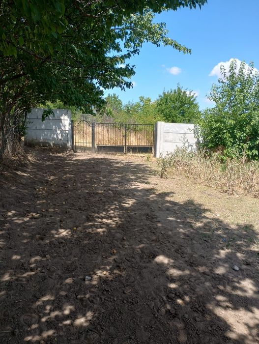 Vand teren pentru casa