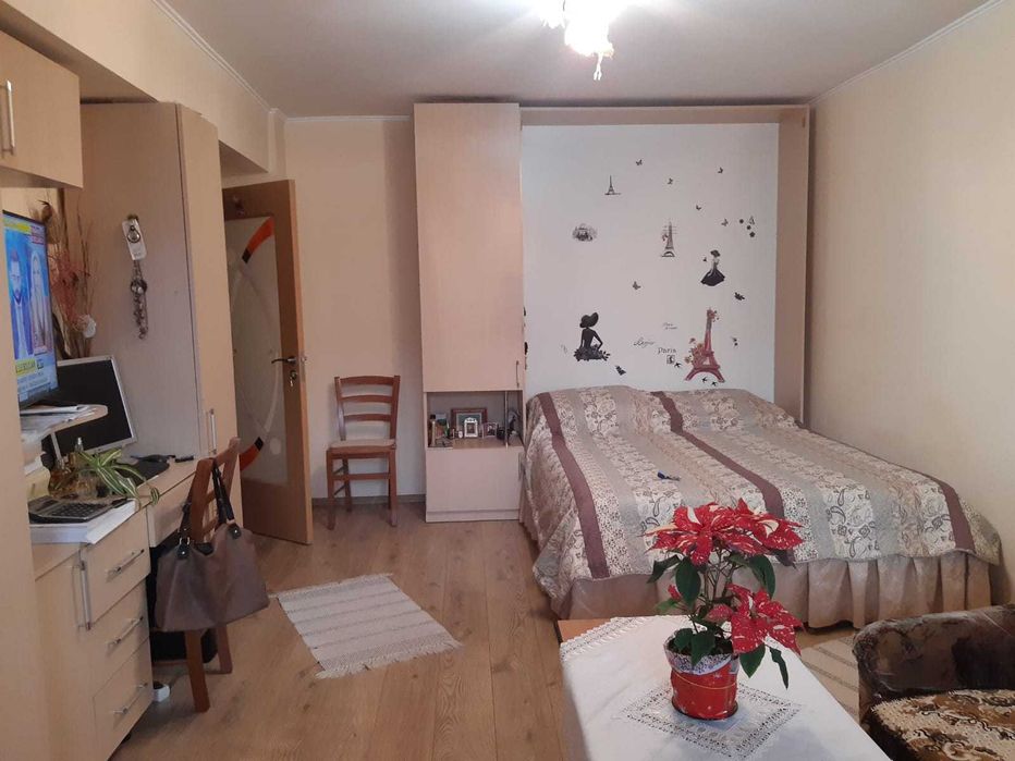 Ofer spre închiriere garsoniera in Ploiesti zona 9 Mai str Marasesti