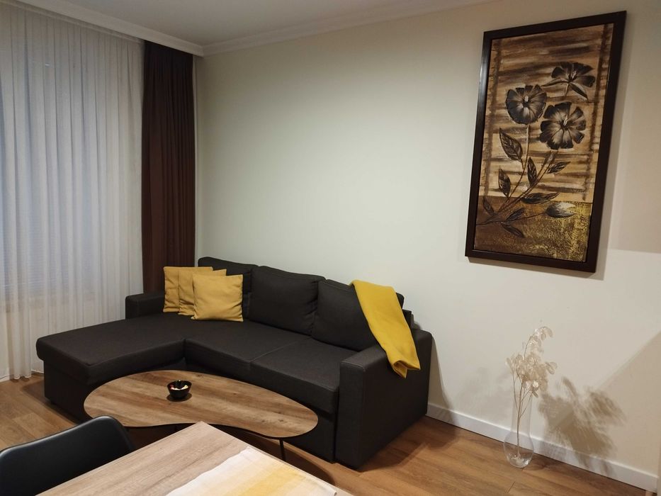 Дава се под наем Двустаен апартамент в София, Надежда 1 - 55 кв.м за 765 € - Снимка #2