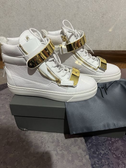 Ботиночки  новые